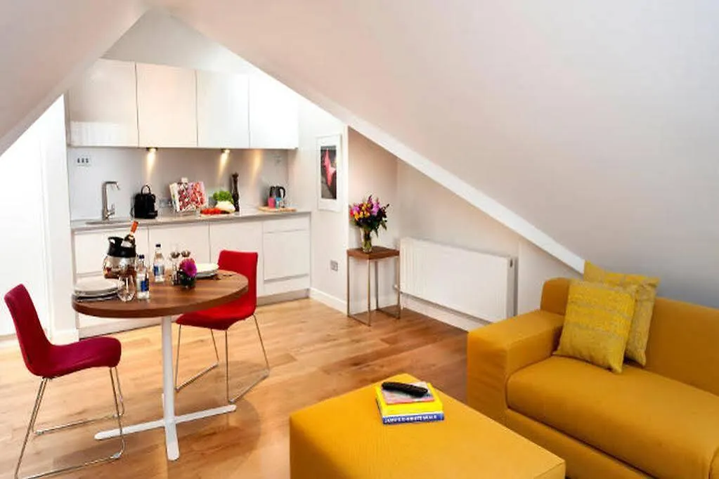 Merrion Hall Dublin 4*,